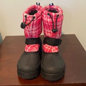 Northside lined girls snow boots. Size 3.